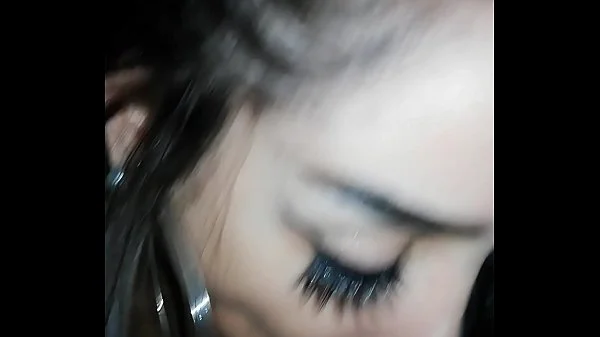 Neyla Kim infirmière Beauté Orientale gros seins brune sexe baise suce