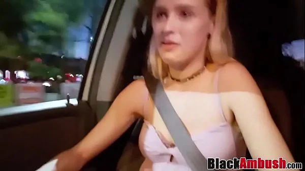 Amateur hottie Natalie tricked by facial in anal interracial