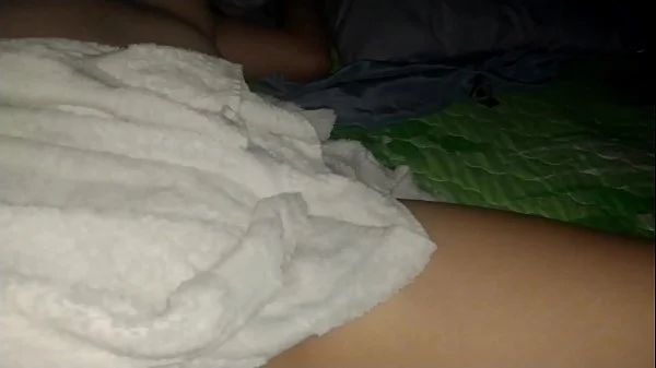 La cuñada de vacaciones viene b. al hotel después de la fiesta (3)