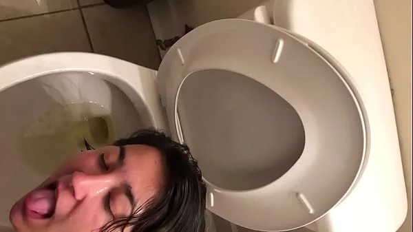 Toilet Whore Bailey Wilder