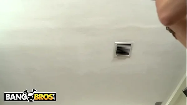 BANGBROS - Throwback Thursday With Busty Colombian Bombshell Lisa