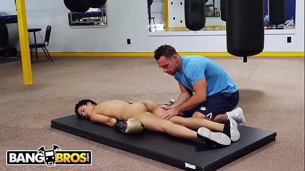 BANGBROS - Johnny Castle Turns Up The Heat On Amethyst Banks For Boxing