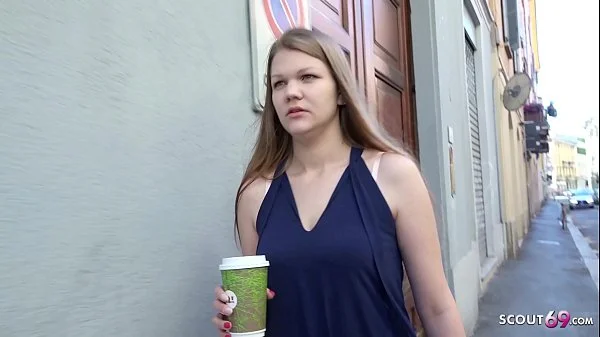 GERMAN SCOUT - ERSTER ANAL SEX FÜR STUDENTIN AMANDA BEI CASTING