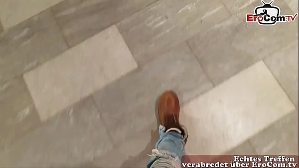 Deutsche Amateur Latina Teen im Shoppingcenter abgeschleppt und POV gefickt mit viel sperma