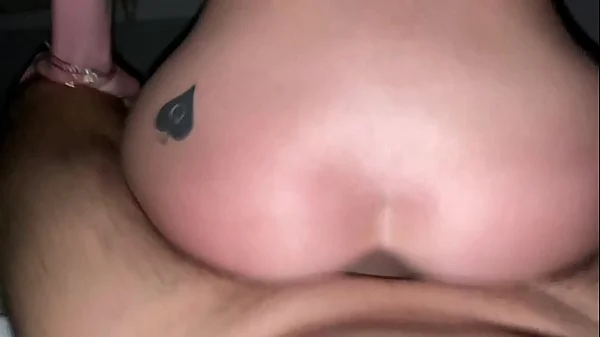 AMATEUR CREAMPIE ANAL - MON COPAIN ME RÉVEILLE & ME REMPLIT MON PETIT CUL  AVEC SA GROSSE BITE !