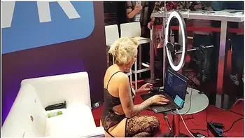 Berlin 2019 Hotmilfbitch