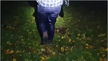 Girl Totally Pisses Her Blue Jeans In Public! Couldnt Hold It!