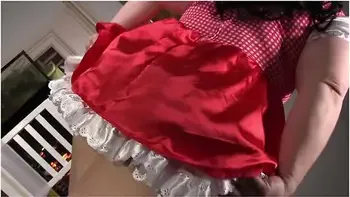 Little Red Riding Hook Bbw Milf Booty Fetish Shake & Strip Tease