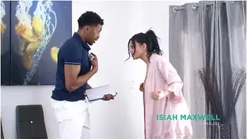 Naughty First Nuru Experience In Pov With Busty Babe Mona Azar