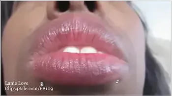 Unaware Giantess In Unaware Ebony Giantess