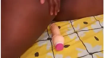 Ebony Gets Horny And Starts Masturbating