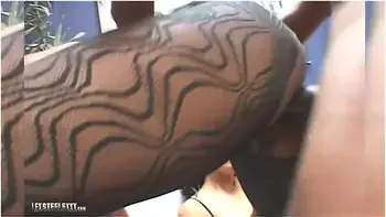 Makes Cynthia Pendragon Mya Lovely & Vanessa Blue Share!