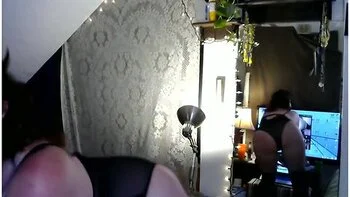 72 Dance Wiggle Tease And Pee In Container. Such A Sexy Womanly Body On This Beauty, So Fun To Watch