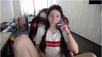 Girl Talk To Her Stepmother And Masturbat Same Time(chaturbatesexy B0rsch)