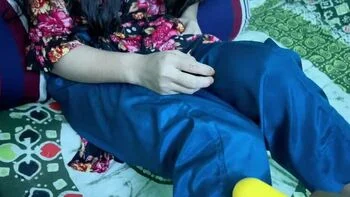 Desi Stepsister Riya Chowdhury Fucked Hard by Stepbrother in Homemade Bengali Sex