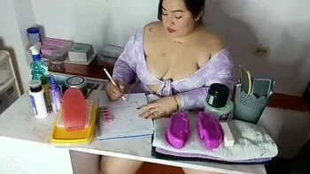 Chubby Colombian Manicurist With Big Ass Fucks My Wife In Doggy Style POV