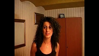 Hot Beautiful Brunette Girl Excited For Blowjob And Cumshot In Amateur Italian Sex
