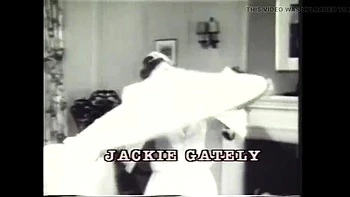 Brunette MILF Vintage Striptease - Naked Dancer Stripping Solo HD