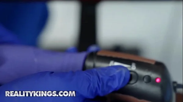 Hot Dr (Nicolette Shea) Fucks Her Hot Patient (India Summer) - Reality Kings