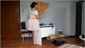 I Am Your Sexretary. Do You Wanna Be My Boss?