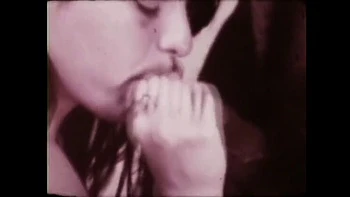 Hot Retro MILF Sucking BBC in Doggy Style Cumshot