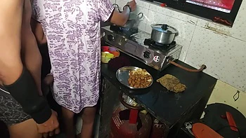 Fucked The Newly Married Bride In The Kitchen While She Was Cooking