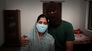 Jijas Hardcore Chudai With His Sali In The Xxx Video - Hindi Audio