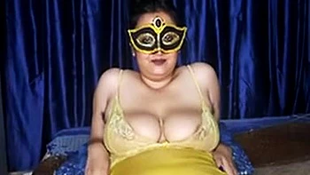 Hot Alisha Live: My Hottest Looks Yet