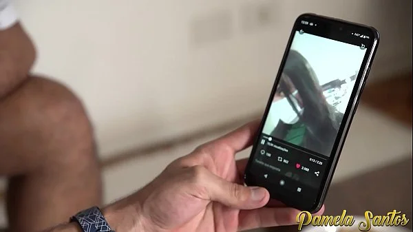 Fui pedir uma cerveja para o meu vizinho Big Bambu e acabei recebendo duas picas deliciosas, tomara que todo dia de jogo seja assim. (Trailer)