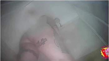 The Lady Is Craving In The Shower With Tommy A Canaglia And Lady Muffin