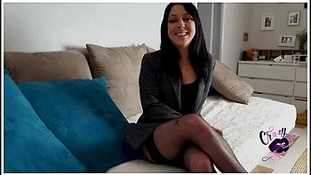 Ma Voisine Est Une Actrice Porno Et Elle A Une Langue De Serpent