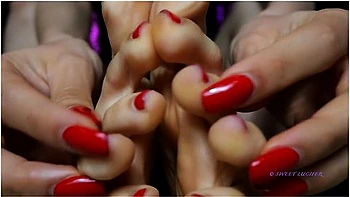 Sweat Small Feet Goddess Worship Sweet Lucifer Italiana Mistress Red Toenail Polish Femdom