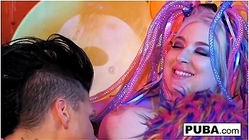 Lesbian Sex With Jezebelle And Leya