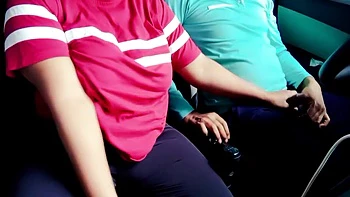 Desi Indian Big Boobs Bhabhi Blowjob Handjob Cumshot In Public - Outdoor