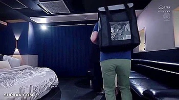 Im Expose My Proud Wife. {beautiful Face Exclusive} First Exposure Wet With Shame Yuri Hirose