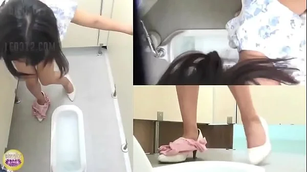 Japanese pee orgasm 2