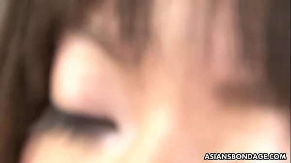 Shiori Natsumi got tied up and fingered, until she came