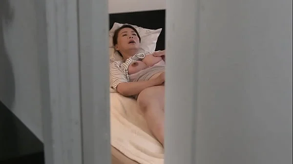 先っぽまでは挿入させてくれる　佐倉由美子