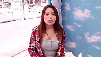 250531丈の長い服を着た奥様かわいいf2