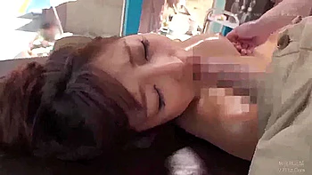 250407ビーチで水着女子とズコバコi1