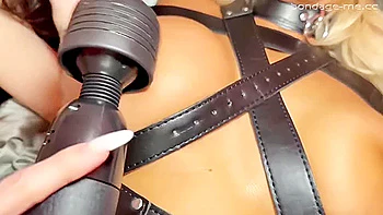 Mila Amora Jamie Knight And Amber Sassy Amber Cums For Do