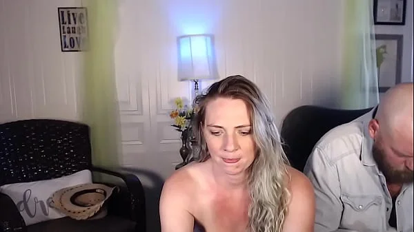 Hairy Amateur Couple Fucking and Sucking Multiple Angles Webcam Show - BunnieAndTheDude