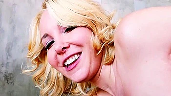 Dana Vespoli And Karlie Montana Hot Ass And Pussy Licking In Lingerie