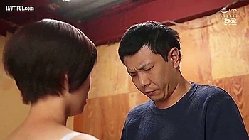 Japanese Wife Fucks Husbands Assistant In The Grocerie Store Every Day - Saki Okuda