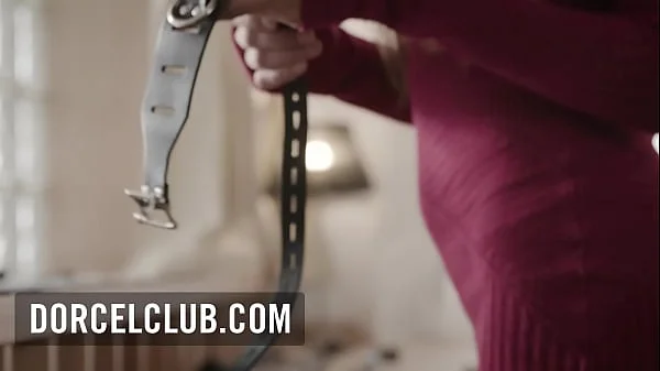 Great threesome with Clea Gaultier and Talia Mint