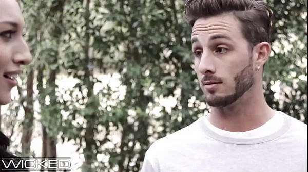 Wicked - Big Booty Bella Rolland Needs A Rebound Fuck