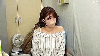 [huntb-479] I Havent Had A Girlfriend For 40 Years, But When A Friend Entrusted Me To Be The Manager Of A Brothel Shop For A Day, I Extreme An Insanely Cute Naughty Brothel For Free! Much More Than Service Scene 6
