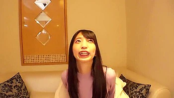 正統派美人な黒髪素人がホテルで激しくハメ撮りセックス