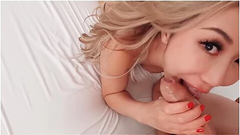 Hot Korean Girl With Muscle Guy - Tommy Wood And Nicole Doshi