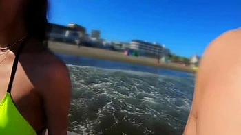 0010973_立ちバック 中出し ボインなどが含まれている